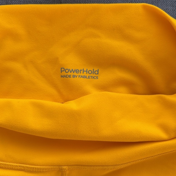 Fabletics power hold matching set - Picture 6 of 6